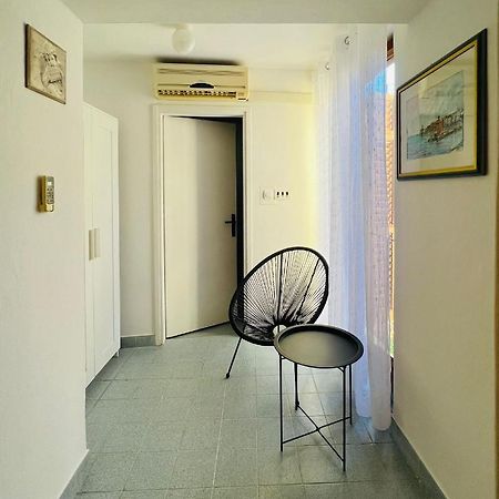 Sml Apartments 1 Izola Exterior foto